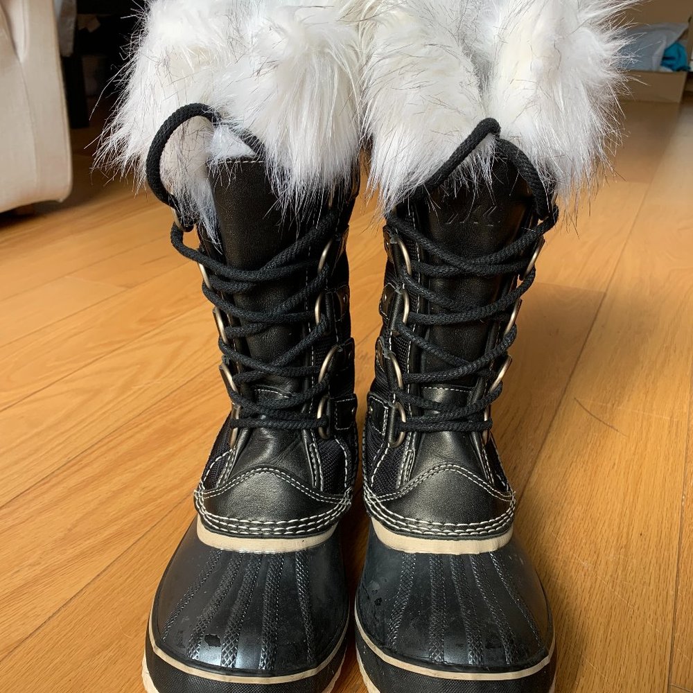 Sorel Joan of Arctic x Celebration Boot (Size 7.5)